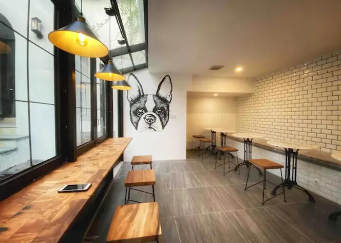 Loewys Home Tanjung Duren Jakarta Barat